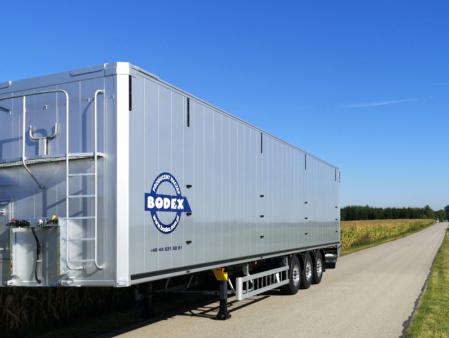 Naczepa z ruchomą podłogą Cargo Floor | BODEX