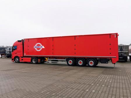 Naczepa z ruchomą podłogą Cargo Floor | BODEX