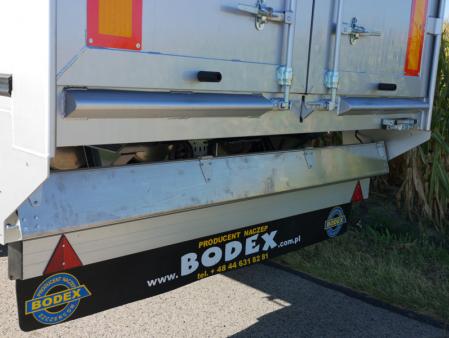 Naczepa z ruchomą podłogą Cargo Floor | BODEX