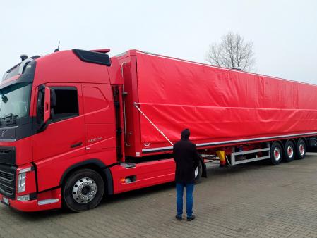 Naczepa z ruchomą podłogą Cargo Floor | BODEX