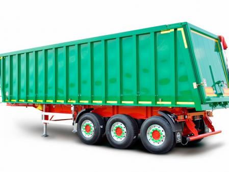 Naczepa wywrotka aluminiowa z ramą stalową – mulda żebrowana z klapą