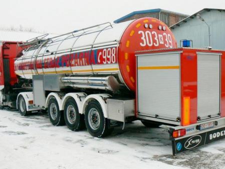 Naczepy cysterny spożywcze do mleka i wody | Producent BODEX