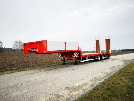 Naczepa niskopodwoziowa 3-osiowa | Producent BODEX